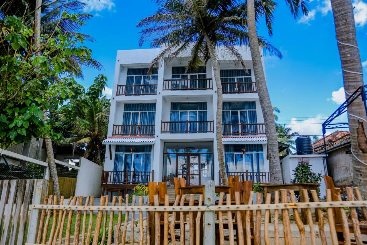 Shanora Beach Mirissa Extérieur photo